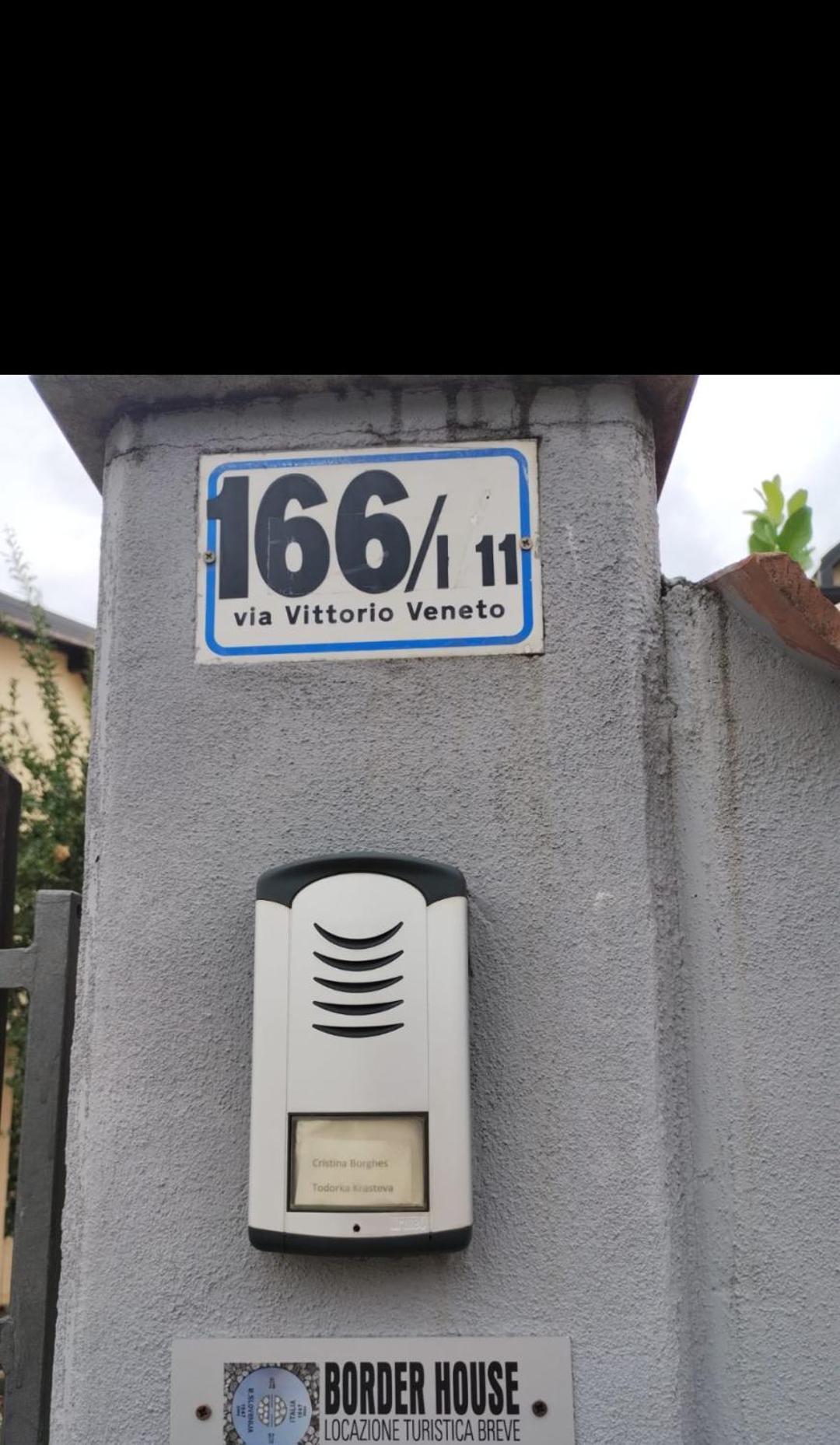 דירות גוריציה Border House מראה חיצוני תמונה